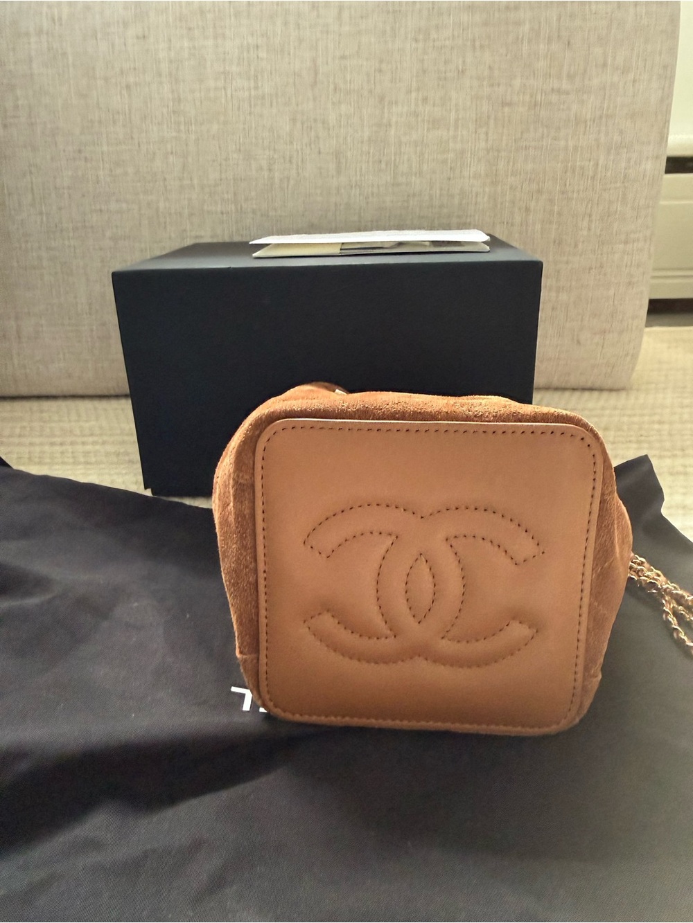 Chanel 26A Suede Bucket Bag with GHW - Picture 5 of 7